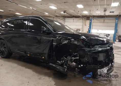 2024 Lincoln Nautilus Black Label z USA, uszkodzony, nr VIN 5LMPJ9J43RJ876353